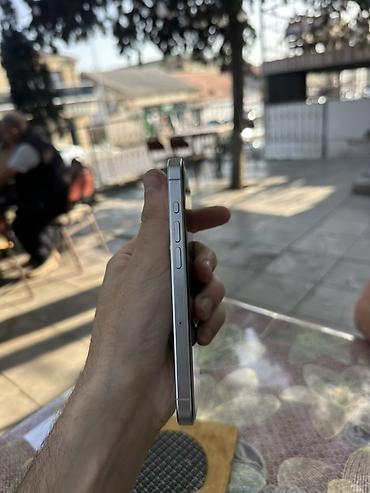 iphone gence: IPhone 15 Pro Max, 128 GB, Gümüşü, Face ID — 3