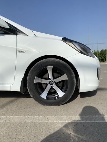 Hyundai: Hyundai Solaris: 2013 г., 1.6 л, Автомат, Бензин, Седан — 15