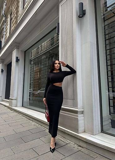 Haljine: Haljina: 2.600 dinara
Trikotaža
Uvoz Turska — 4