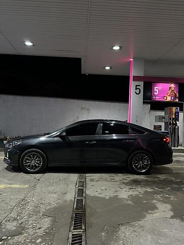Продажа авто: Hyundai Sonata: 2018 г., 2 л, Автомат, Бензин, Седан — 5
