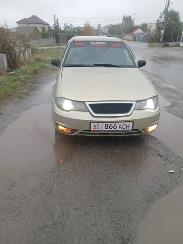 Daewoo: Daewoo Nexia: 2008 г., 1.5 л, Механика, Бензин, Седан