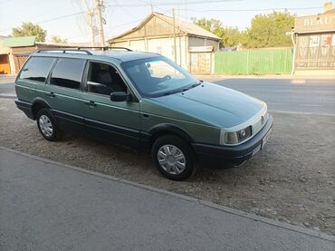 машина электромобиль: Volkswagen Passat: 1989 г., 1.8 л, Механика, Бензин, Универсал