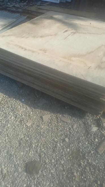 Rezinli faner/kontrplak lövhələr - Material: təbii ağac qatlarından