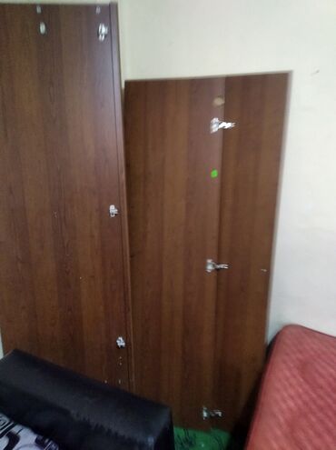 Dolablar: İşlənmiş, Açılan, 2 qapılı Düz dolab, Dolab-asılqan, Almaniya
