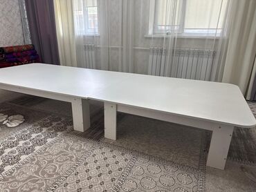 двухъярусная кровать и письменный стол: Ашкана үчүн үстөл, Тик бурчтуу, Бүктөлүүчү