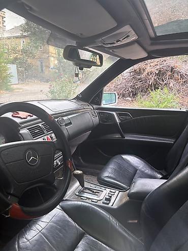 x class: Mercedes-Benz E-Class: 1995 г., 3.2 л, Автомат, Бензин, Седан — 5