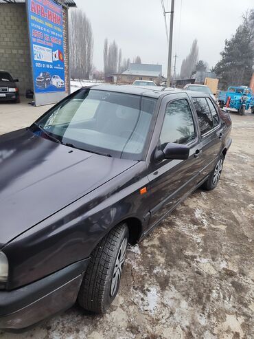 фолсваген тигуан: Volkswagen Vento: 1993 г., 1.8 л, Механика, Бензин, Седан