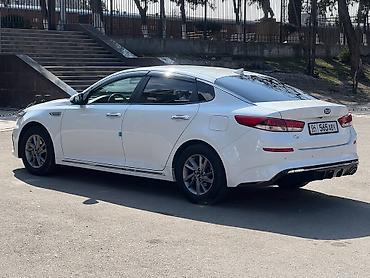 Продажа авто: Kia K5: 2019 г., 2 л, Автомат, Газ, Седан — 5