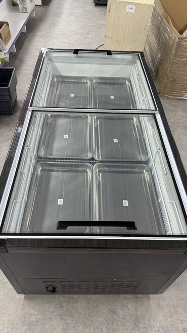 витринной холодильник: Длинна 165 см на 80 см 69000 сом длинна 180 см на 80 см 85000 сом