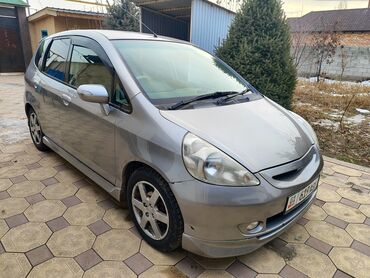 Honda: Honda Fit: 2003 г., 1.5 л, Вариатор, Бензин, Хэтчбэк