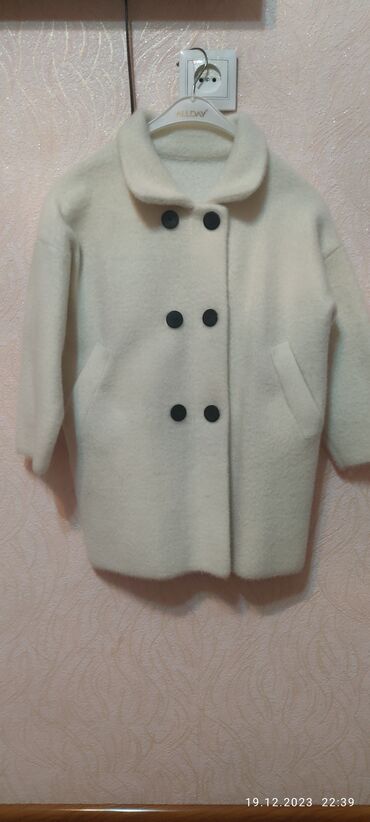 пальто для девочки: Пальто- кардиган на весну для девочки лет 9-10.
Состояние идеальное ❤️