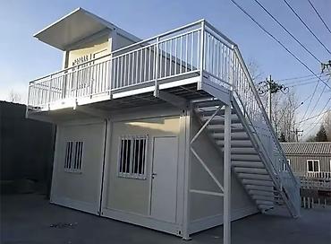 Контейнеры: Модульные контейнер‑домики/блок‑контейнеры из сэндвич‑панелей. Размеры — 9