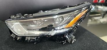 Бамперы и комплектующие: Бампер Toyota, Новый, Оригинал — 12