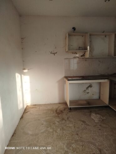 Həyət evləri və villaların satışı: Maştağa qəs. 3 otaqlı, 70 kv. m, Kredit yoxdur, Orta təmir — 9