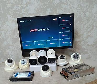 Monitor hikfision DVR 8 şıxışlıdır 8 ədəd gecə gündüz görüntü