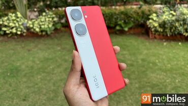 смартфон vivo: Vivo iQOO, Б/у, 256 ГБ, цвет - Красный, 2 SIM