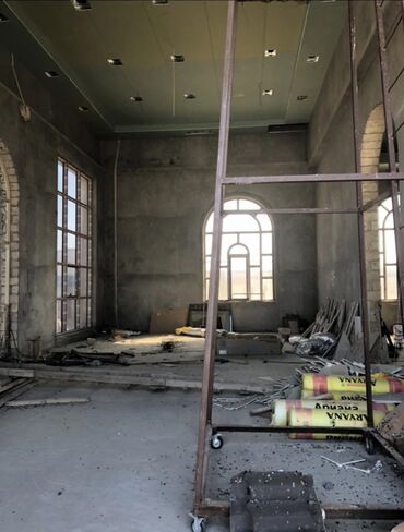 Kommersiya daşınmaz əmlakının satışı: Gəncədə möhtəşəm obyekt satılır. İstəyən xəstəxana,gözəllik — 17