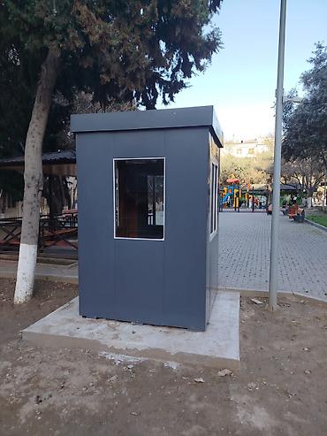 Sifarişlə market vitrinləri: PVC profilindən hazırlanmış mühafizə/post kabini - Ölçü: təxmini 2,5 — 10