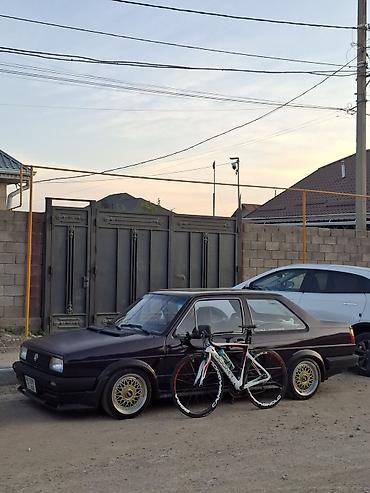 Volkswagen Jetta: 1985 г., 1.8 л, Купе