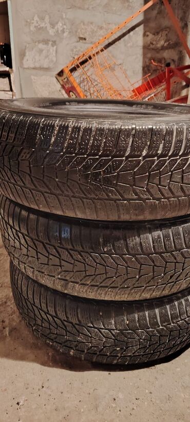 Təkərlər: İşlənmiş Şin Hankook 235 / 65 / R 17