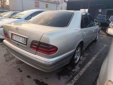 Mercedes-Benz: Mercedes-Benz E-Class: 2001 г., 2.2 л, Механика, Дизель, Седан — 3