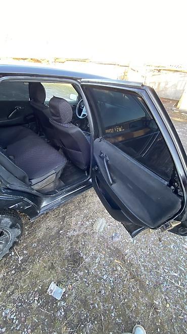 Volkswagen: Volkswagen Passat: 1988 г., 1.8 л, Механика, Бензин, Седан — 2