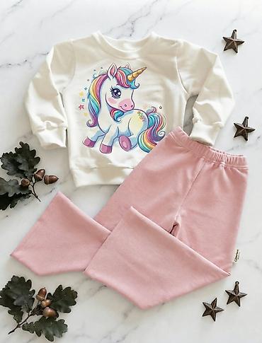 blackpink stvari: Materijal FLK 🌸 Veličine: 2–8 godina 💰 Cena kompleta: 1700 din 🎀 Boju — 1