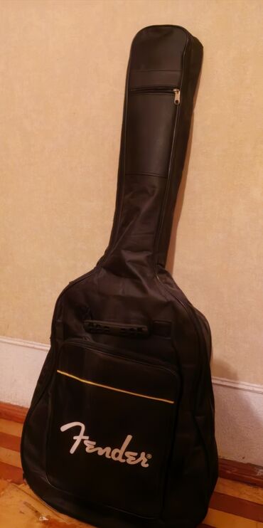 gitara capo: Klassik gitara.Mukemmel veziyyetdedir. Hec islenmeyib. Tam yenidir