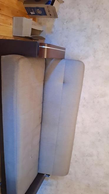 Digər mebel: Divan və kreslo 70 Azn .Her iksi bazalıdır.Unvan Bakı — 2