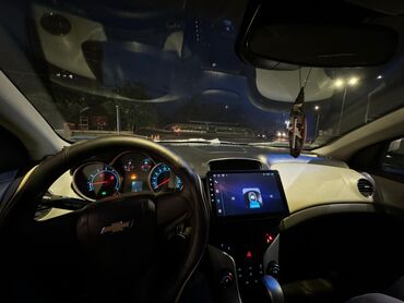 ауди а6 2012: Chevrolet Cruze: 2012 г.