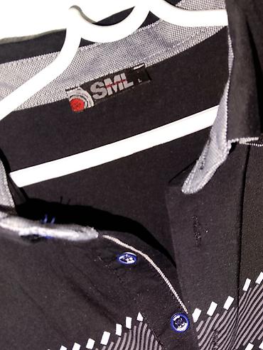 Majice: Muške polo majice – 2 komada Svaka majca po 600dinara 1) Infinity Man — 20