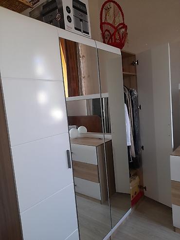 guzgu boydan: İşlənmiş, 4 qapılı, Güzgülü, Ağ, Açılan, Düz dolab — 6