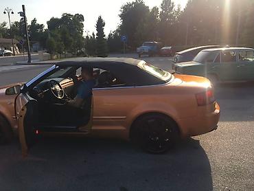 Audi: Audi A4 Cabriolet – kabriolet, fərqli mis-bürünc rəngdə Xarici: - — 7