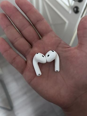 Airpods 4 anc gulaglar. her biri 60 azn lalafo.az -da Airpods 4 anc gulaglar. her biri 60 azn