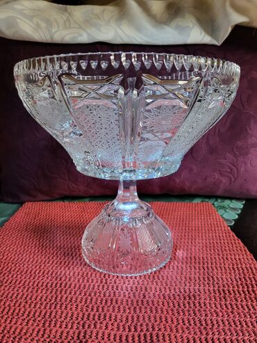 Ostalo posuđe: Bombonijera nova,rucni rad,kristal,led kristal Zajecar 70te — 3