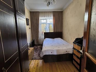 продажа люстр: 4 otaqlı həyət evi kupcasi var.Qaz, işıq, su daimidir. 1 otaq elave — 2