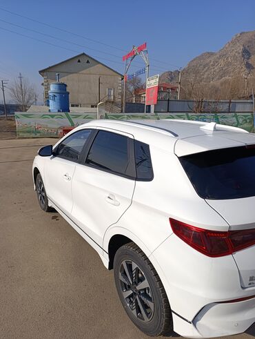 BYD: BYD E2: 2025 г., Автомат, Электромобиль, Хэтчбэк — 3