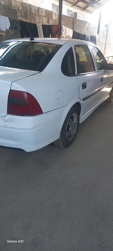 new beetle: Opel Vectra: 2001 г., Автомат, Бензин, Седан — 2