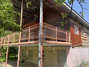 Günlük kirayə evlər: 100 kv. m, 3 otaqlı