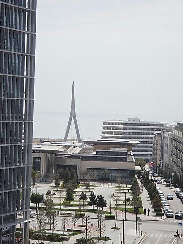 7 mkr: Ağ şəhər, 3 otaqlı, Yeni tikili, m. Xətai, 177 kv. m — 1