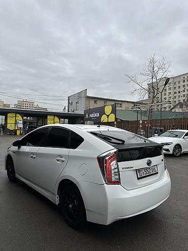 Toyota: Toyota Prius: 2013 г., 1.8 л, Вариатор, Гибрид, Хэтчбэк — 8