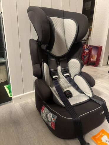 Autosedišta: Autosediste za decu br.26 od 15-36 kg, uvoz CH — 10