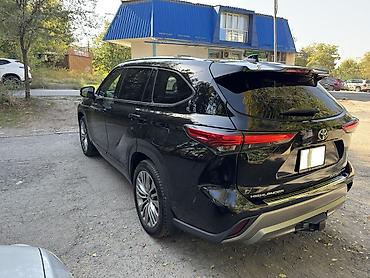 500: Toyota Highlander: 2022 г., 3.5 л, Автомат, Бензин, Кроссовер — 7