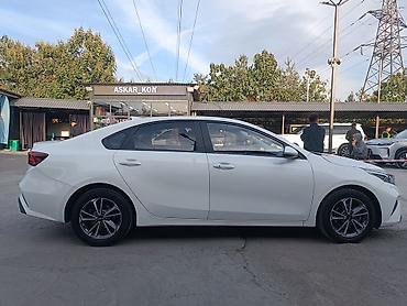 mersedes 203: Kia K3: 2021 г., 1.6 л, Автомат, Бензин, Седан — 7