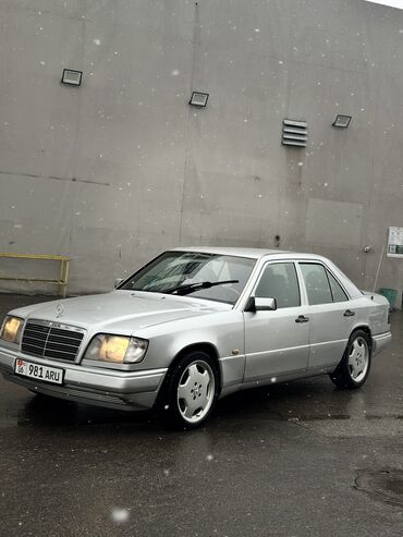 Mercedes-Benz: Mercedes-Benz W124: 1994 г., 3.2 л, Автомат, Бензин, Седан — 16