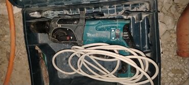 Ford: Makita perforator/udarni qazma aləti – orijinal plastik çamadanında