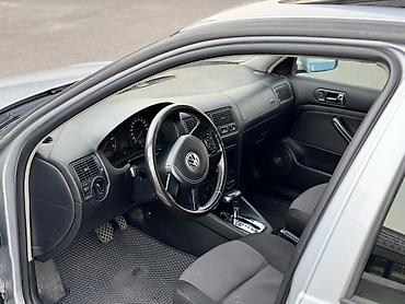 Volkswagen: Volkswagen Golf: 2002 г., 2 л, Автомат, Бензин, Хэтчбэк — 9