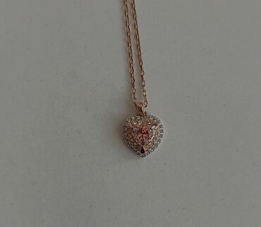 capelli rossi cipele novi sad: Pendant necklace, Swarovski, Material: Crystal