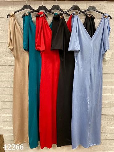 Haljine: ⚜️ Haljina univerzalna velicina 
⚜️ Cena 2500 din — 20