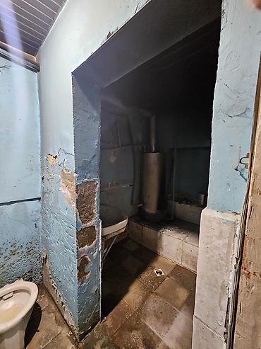Həyət evləri və villaların satışı: Satılır: Həyət evi - Geniş planlı birmərtəbəli ev, ayrı-ayrı böyük — 22
